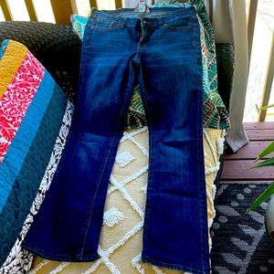 LUCKY BRAND JEANS